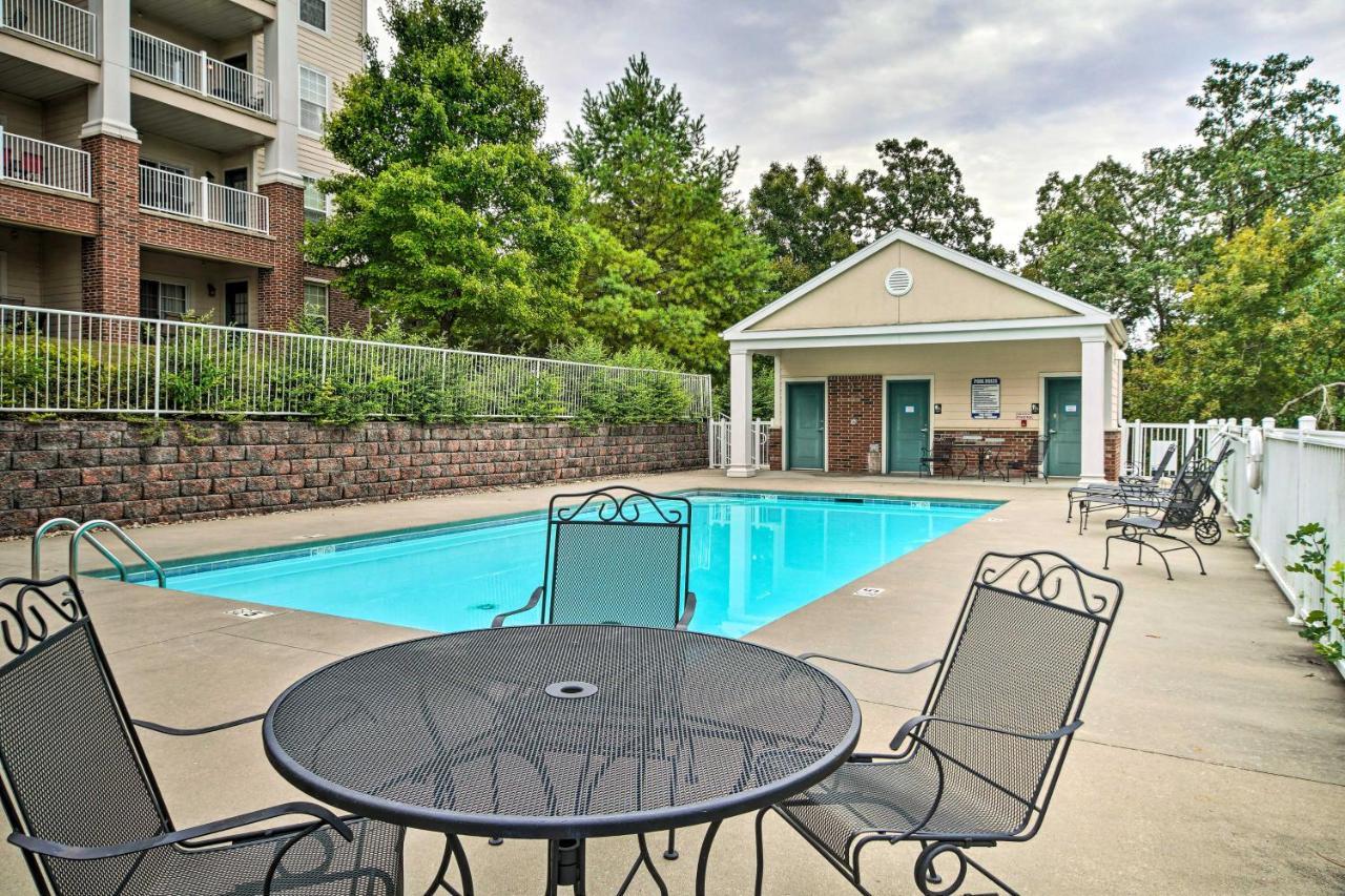 Inviting Branson Condo With Outdoor Dining Area エクステリア 写真