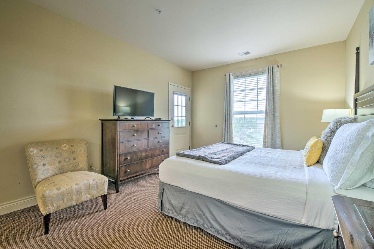 Inviting Branson Condo With Outdoor Dining Area エクステリア 写真